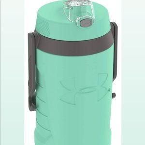 Under Armour Sideline 64 Oz Water Jug